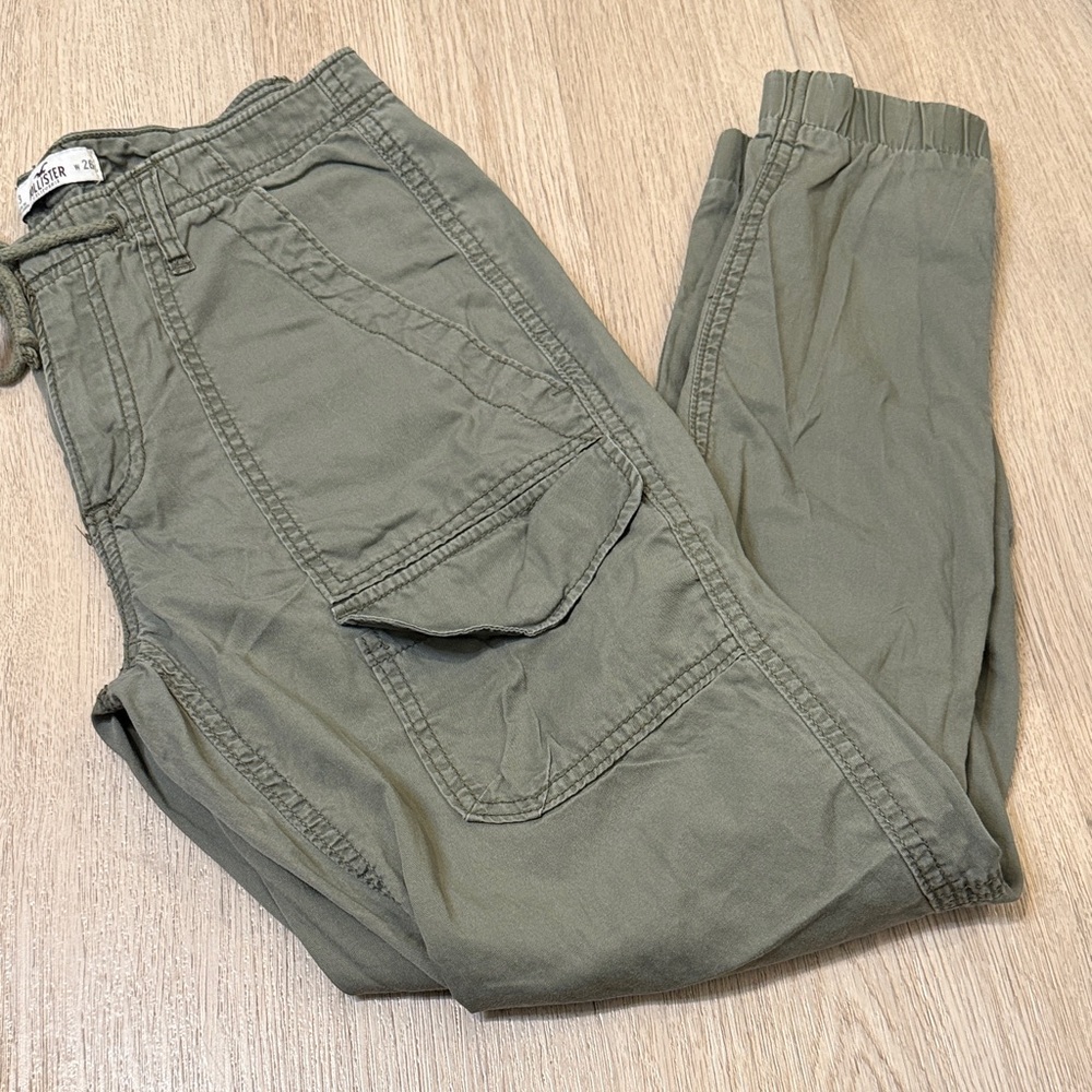Hollister girls  Green Cargo Pants